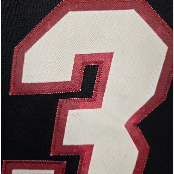 Adidas NBA Miami Heat Jersey Dwyane Wade #3 Mens XL Black Swingman Basketball - Picture 9 of 10